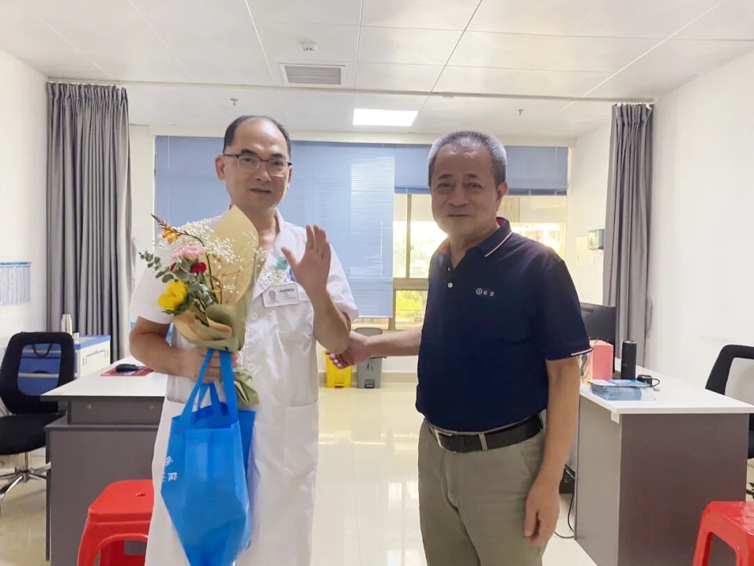 福德医院隆重庆祝第八个中国医师节 