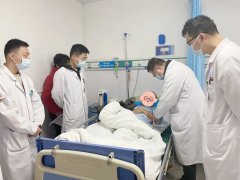 【福德泌尿】我院成功实施3D腹腔镜手术,助力前列腺癌患者重获新生